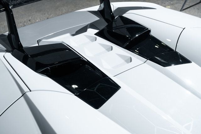 2018 Lamborghini Huracan Performante Spyder - 22925957 - 13