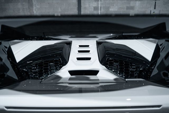 2018 Lamborghini Huracan Performante Spyder - 22925957 - 16