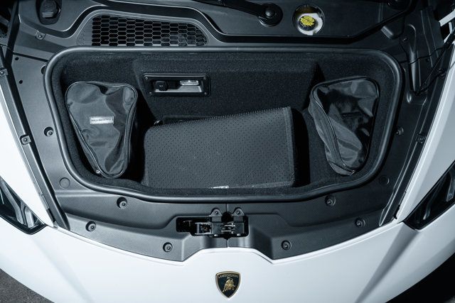 2018 Lamborghini Huracan Performante Spyder - 22925957 - 35