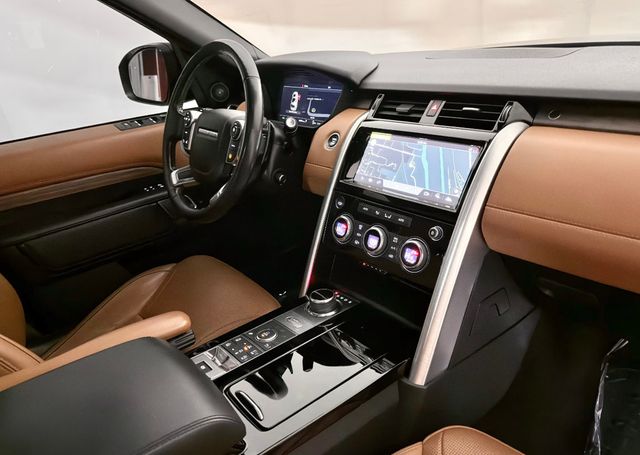 2018 Land Rover Discovery HSE Luxury Td6 - 22949042 - 25