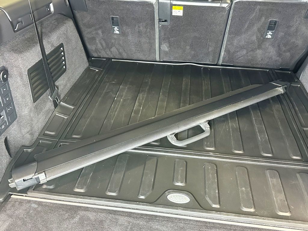 2018 Land Rover Discovery HSE Luxury V6 Supercharged - 23049816 - 47