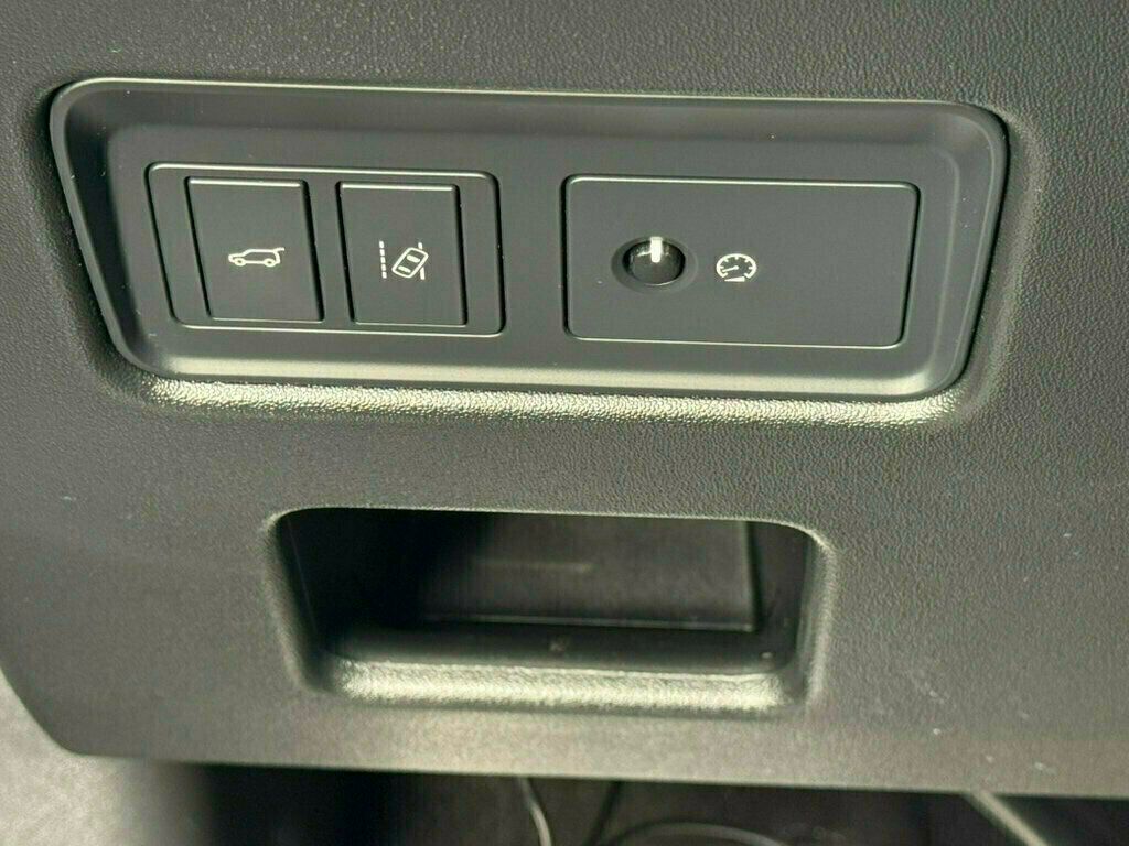 2018 Land Rover Discovery HSE Luxury V6 Supercharged - 23012910 - 39