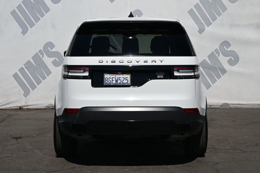 2018 Land Rover Discovery SE photo 4