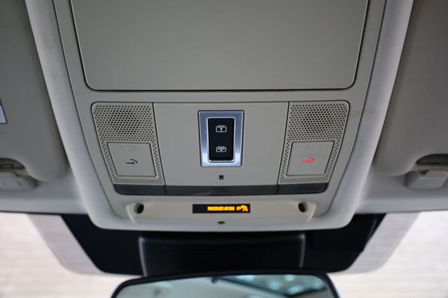 2018 Land Rover Discovery Sport HSE Luxury 4WD - 22949459 - 35