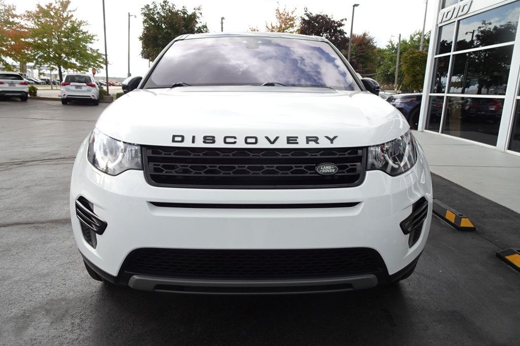2018 Land Rover Discovery Sport SE photo 3