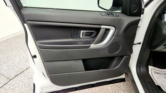 2018 Land Rover Discovery Sport SE 4WD w/ Black Contrast Roof, Leather Seats & InControl Wi-Fi - 23033899 - 9