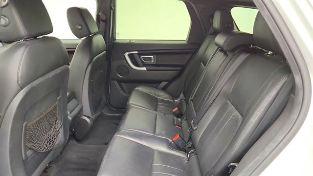 2018 Land Rover Discovery Sport SE 4WD w/ Black Contrast Roof, Leather Seats & InControl Wi-Fi - 23033899 - 20