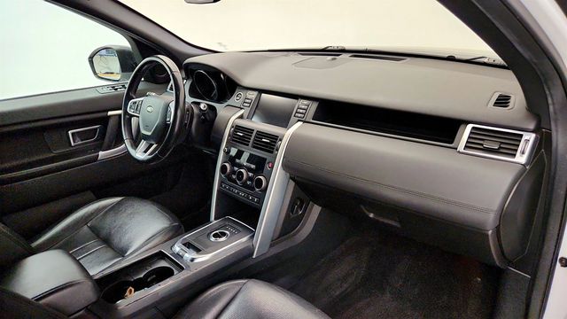 2018 Land Rover Discovery Sport SE 4WD w/ Black Contrast Roof, Leather Seats & InControl Wi-Fi - 23033899 - 24