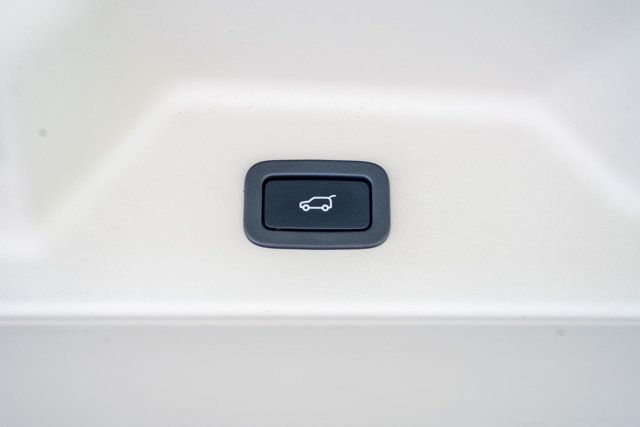 2018 Land Rover Range Rover LocalTrade/SuperchargedV8/VisionAssistPkg/PanoramicSunroof/NAV - 23033178 - 56