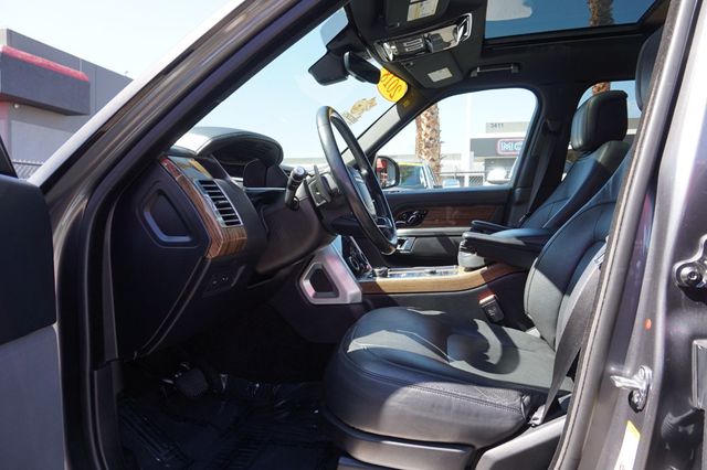 2018 Land Rover Range Rover LOW MILES, PREMIUM WHEELS, PANO MOON ROOF, LEATHER, NAVIGATION - 23087472 - 18
