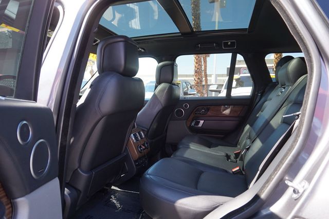 2018 Land Rover Range Rover LOW MILES, PREMIUM WHEELS, PANO MOON ROOF, LEATHER, NAVIGATION - 23087472 - 20