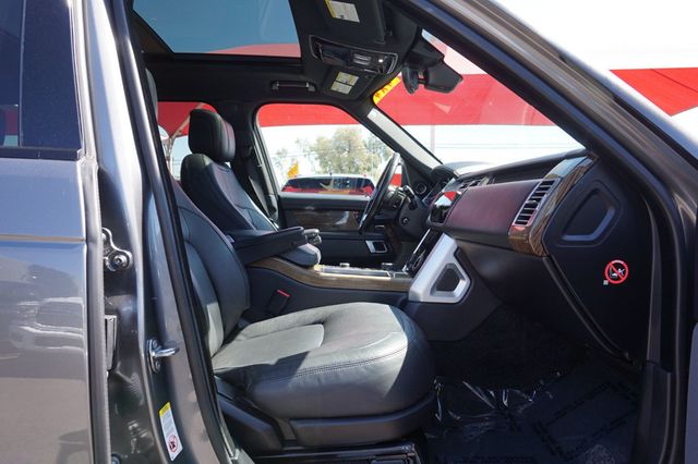 2018 Land Rover Range Rover LOW MILES, PREMIUM WHEELS, PANO MOON ROOF, LEATHER, NAVIGATION - 23087472 - 22