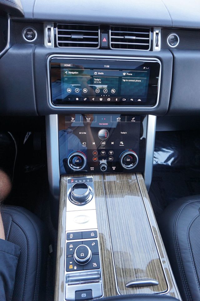 2018 Land Rover Range Rover LOW MILES, PREMIUM WHEELS, PANO MOON ROOF, LEATHER, NAVIGATION - 23087472 - 31