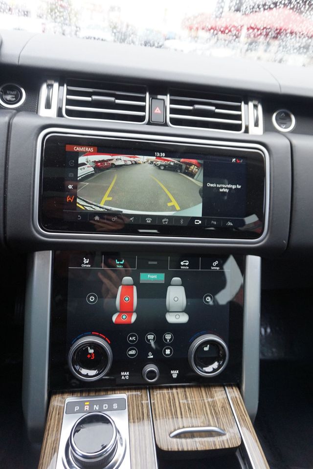 2018 Land Rover Range Rover LOW MILES, SUPERCHARGED V8, PANORAMIC ROOF,HEATED & COOLED SEATS - 22987160 - 28