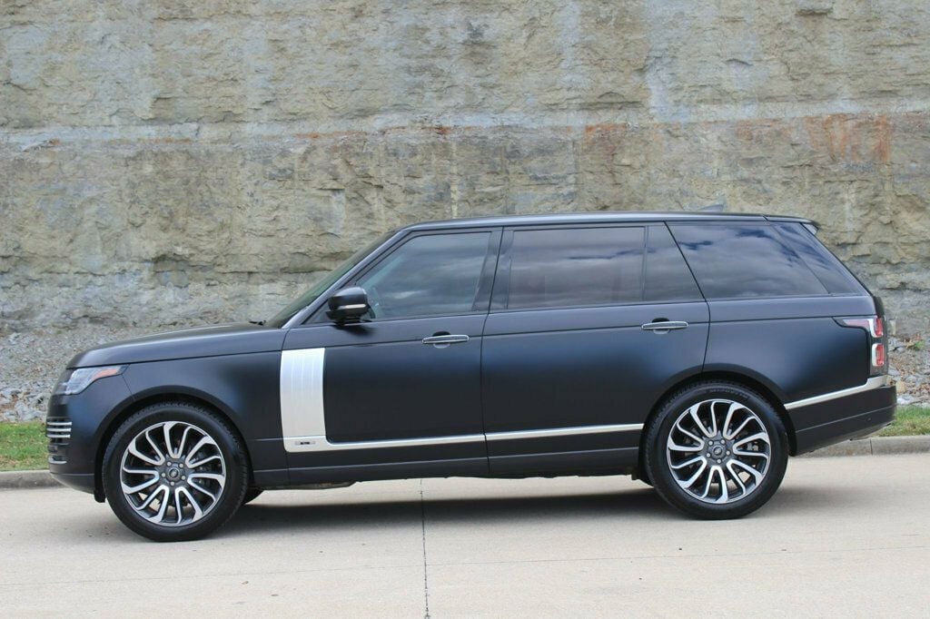 2018 Land Rover Range Rover Autobiography LWB photo 3