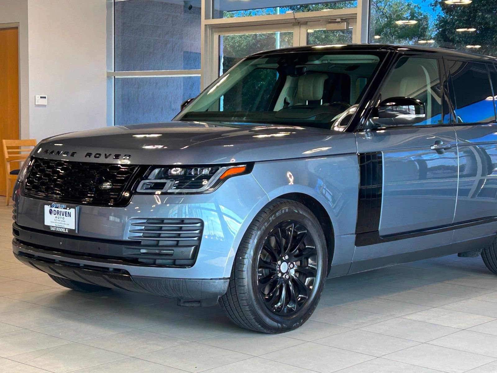 2018 Land Rover Range Rover HSE photo 36