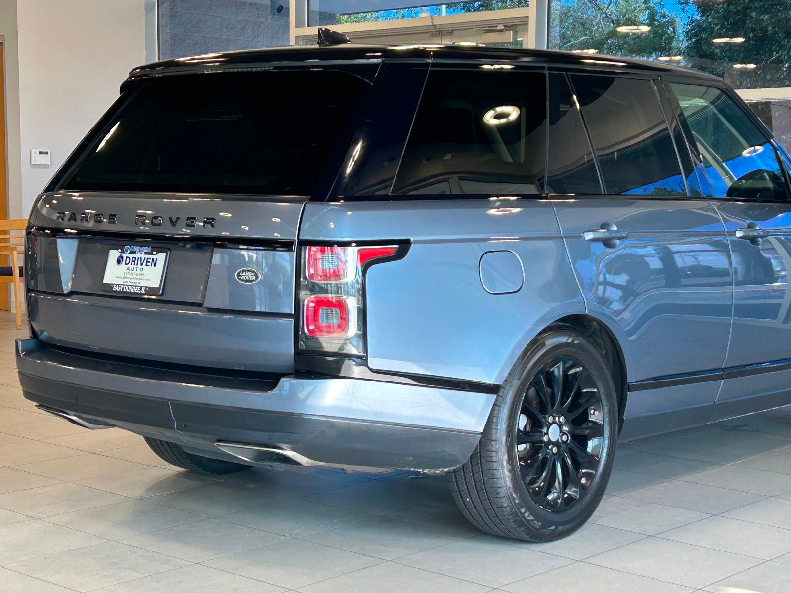 2018 Land Rover Range Rover HSE photo 39