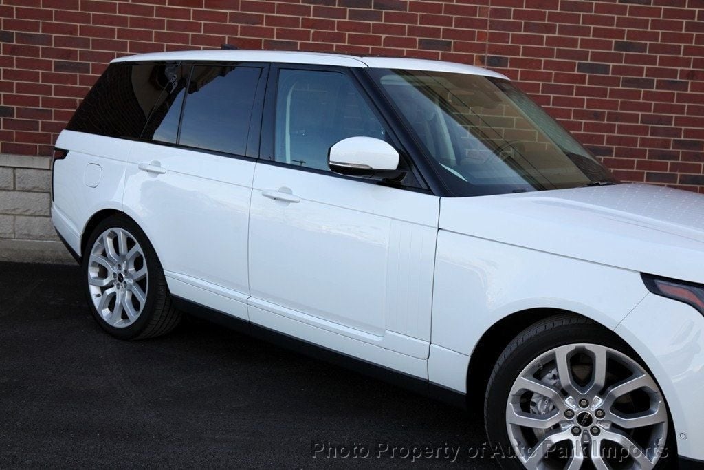 2018 Land Rover Range Rover SuperCharged HSE photo 14