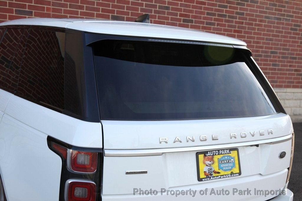 2018 Land Rover Range Rover SuperCharged HSE photo 22
