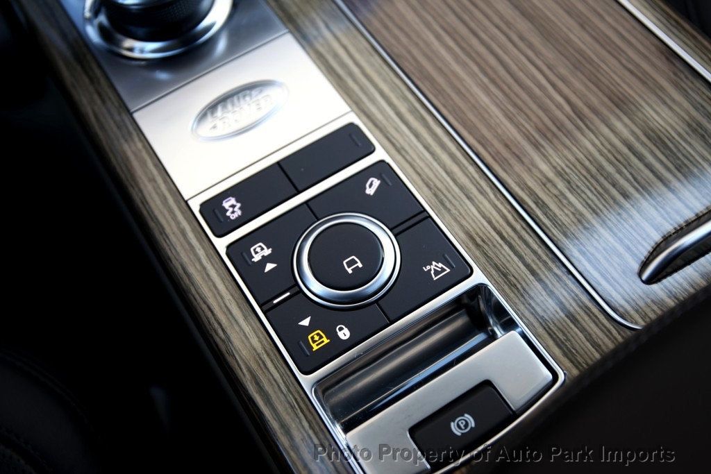 2018 Land Rover Range Rover SuperCharged HSE photo 56