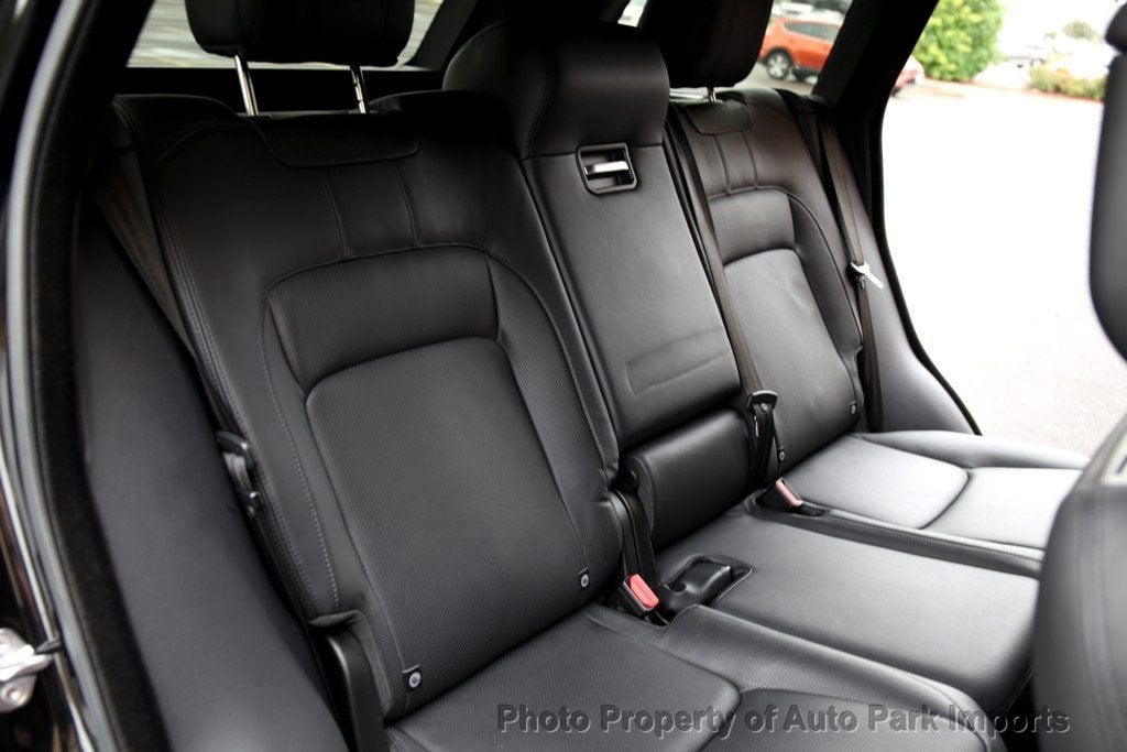 2018 Land Rover Range Rover SuperCharged HSE photo 24
