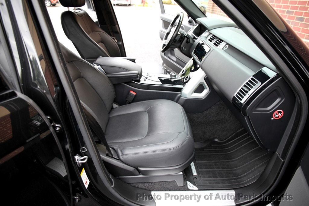 2018 Land Rover Range Rover SuperCharged HSE photo 25