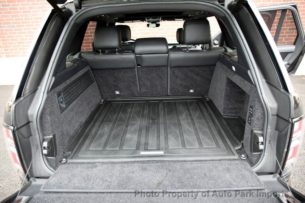 2018 Land Rover Range Rover SuperCharged HSE photo 48