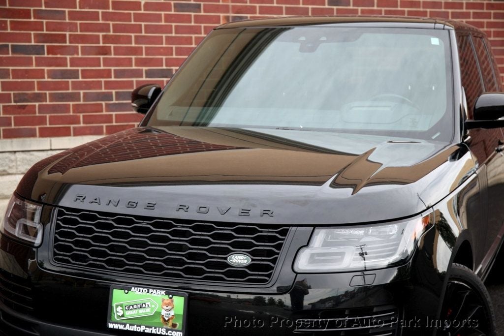 2018 Land Rover Range Rover SuperCharged HSE photo 6