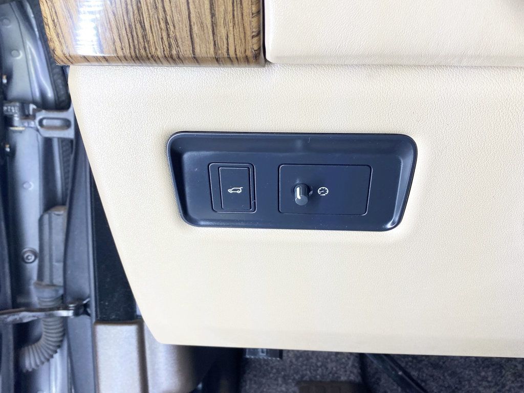 2018 Land Rover Range Rover V6 Supercharged HSE SWB - 22950505 - 28