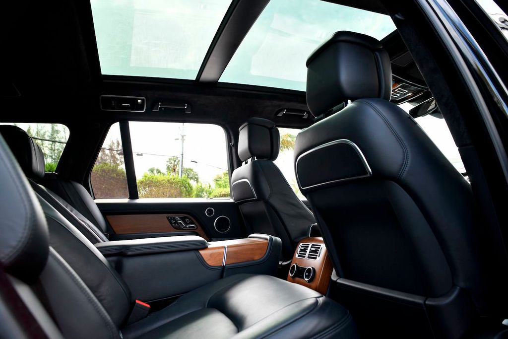 2018 Land Rover Range Rover Autobiography photo 35
