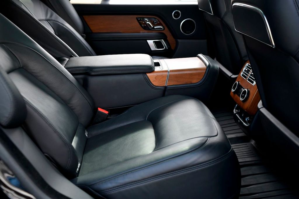 2018 Land Rover Range Rover Autobiography photo 36