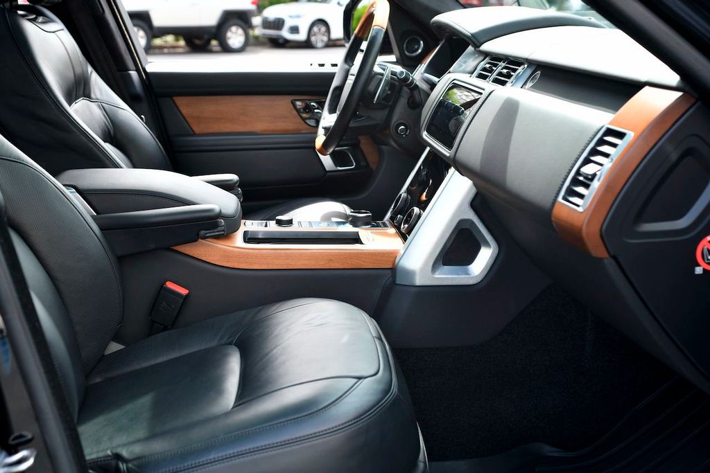2018 Land Rover Range Rover Autobiography photo 38