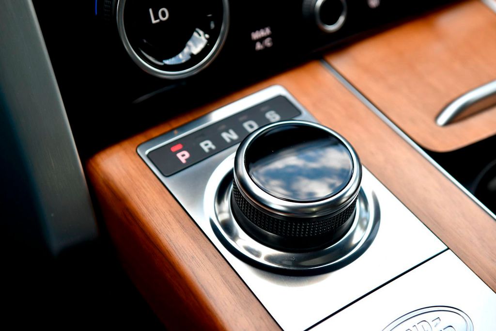2018 Land Rover Range Rover Autobiography photo 50