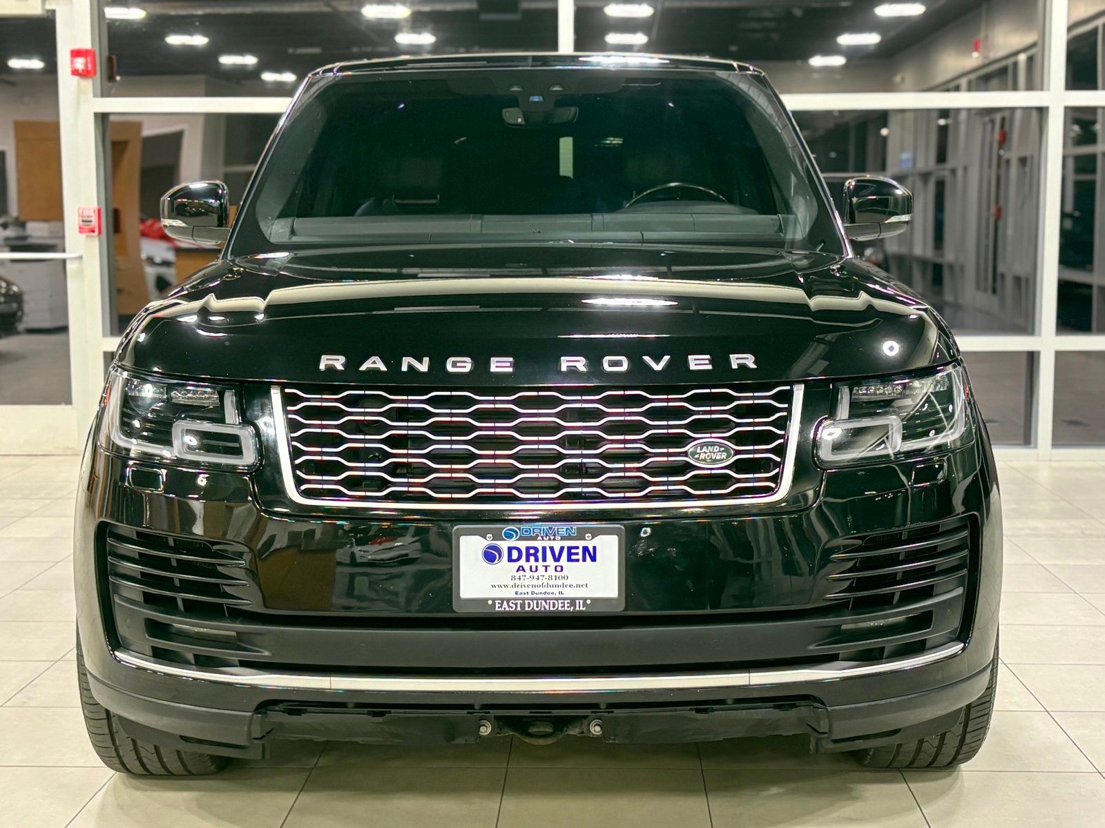 2018 Land Rover Range Rover Supercharged LWB photo 2