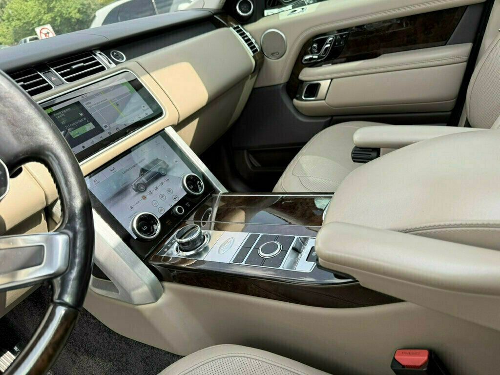 2018 Land Rover Range Rover Supercharged LWB photo 26
