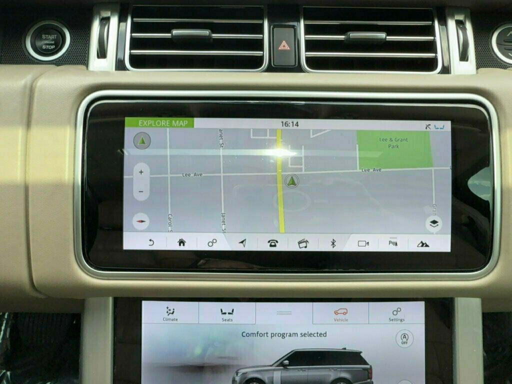 2018 Land Rover Range Rover Supercharged LWB photo 3