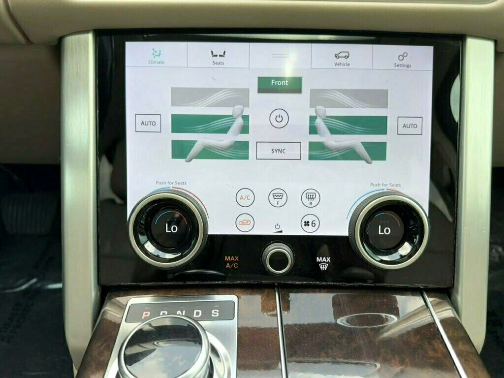 2018 Land Rover Range Rover Supercharged LWB photo 29