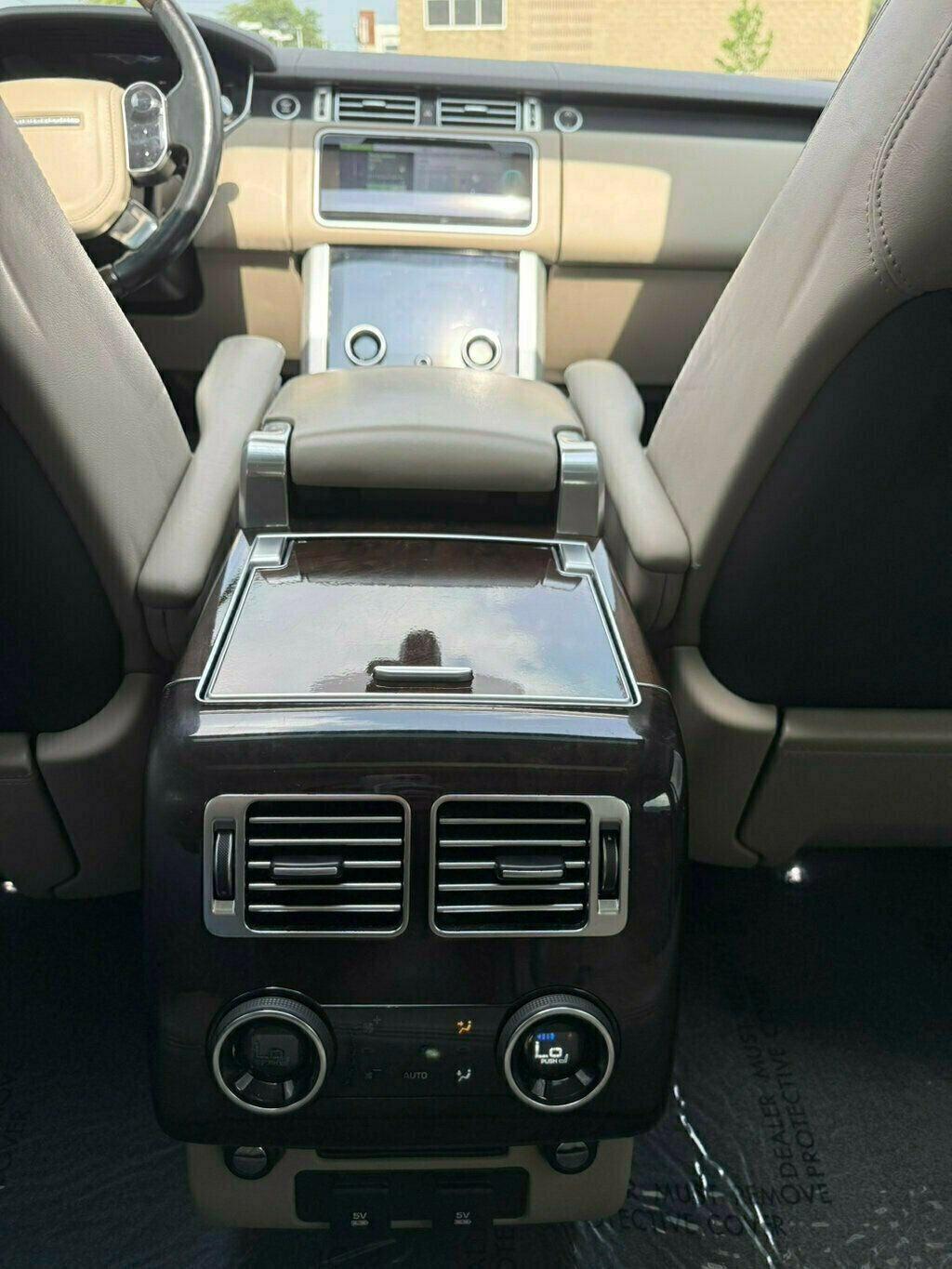 2018 Land Rover Range Rover Supercharged LWB photo 37