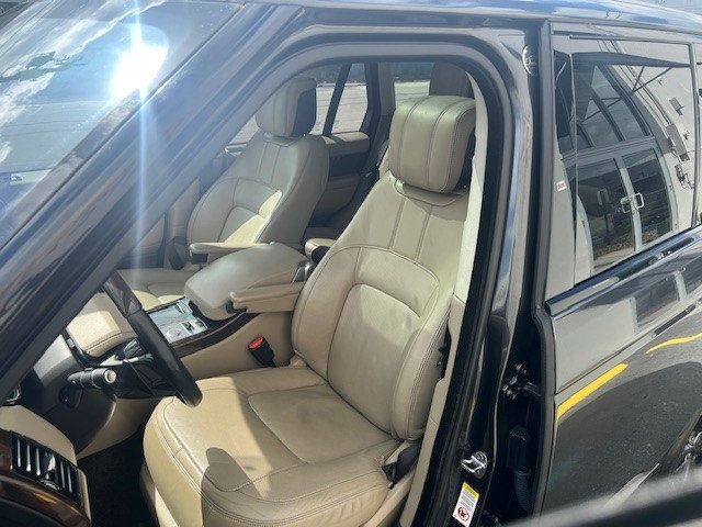 2018 Land Rover Range Rover V8 Supercharged SWB - 22398137 - 17