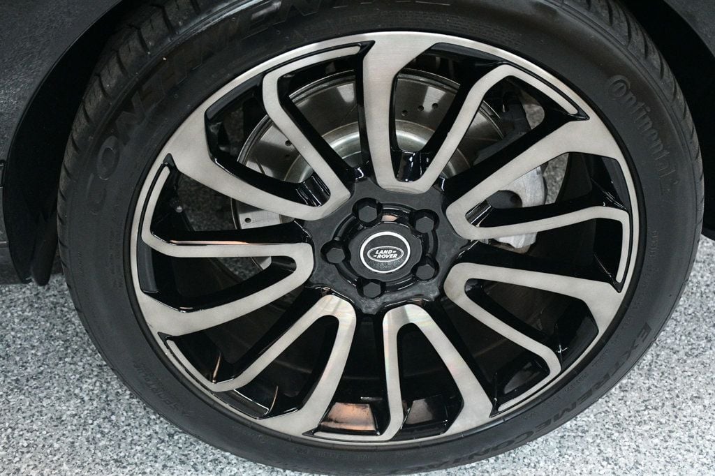 2018 Land Rover Range Rover V8 Supercharged SWB - 23003960 - 18