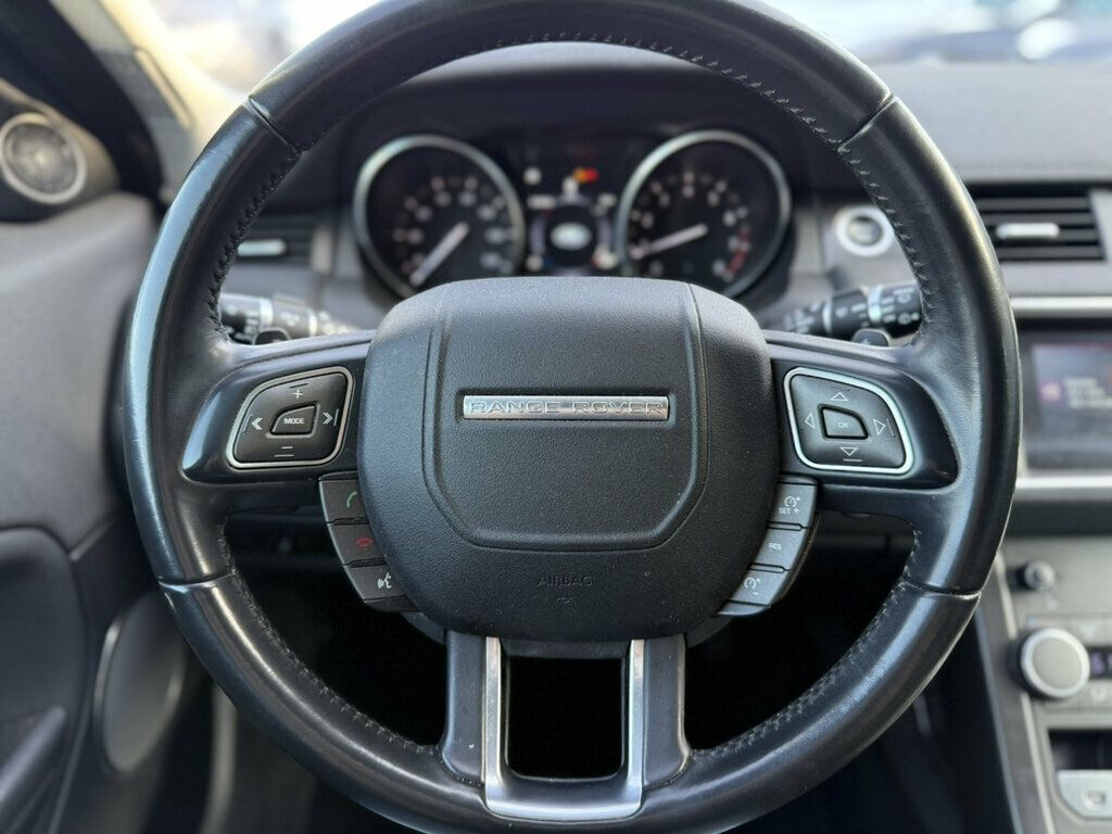 Land Rover Range Rover Evoque photo 10