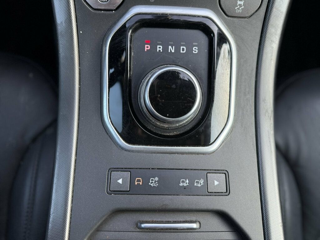 Land Rover Range Rover Evoque photo 17