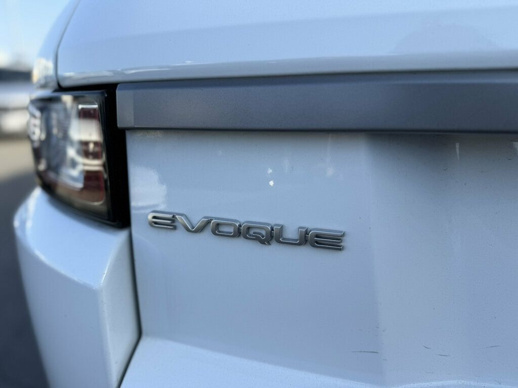Land Rover Range Rover Evoque photo 24