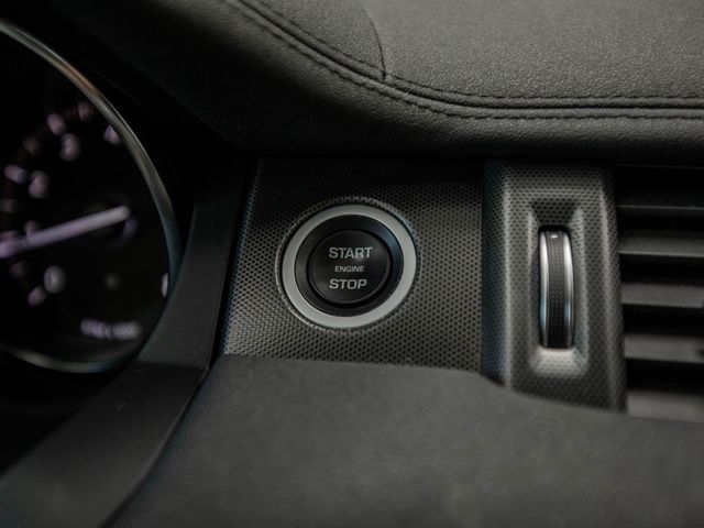 2018 Land Rover Range Rover Evoque 5 Door SE Premium - 22979604 - 19