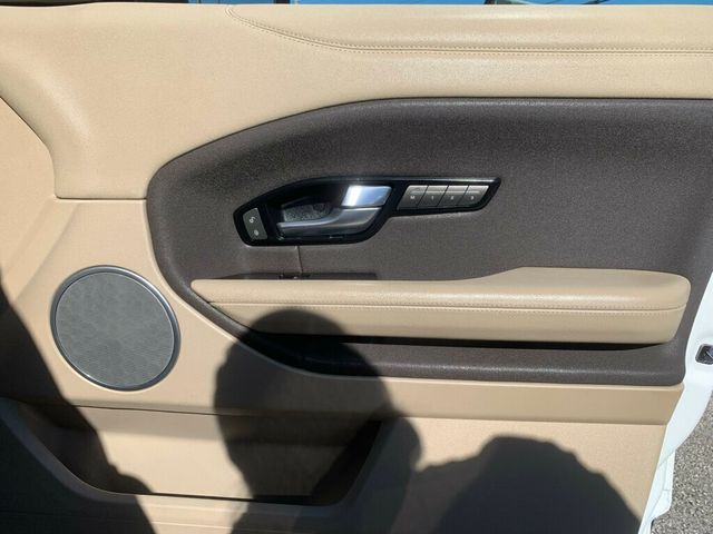 2018 Land Rover Range Rover Evoque 5 Door SE Premium - 22945415 - 25
