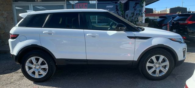 2018 Land Rover Range Rover Evoque 5 Door SE Premium - 22945415 - 28