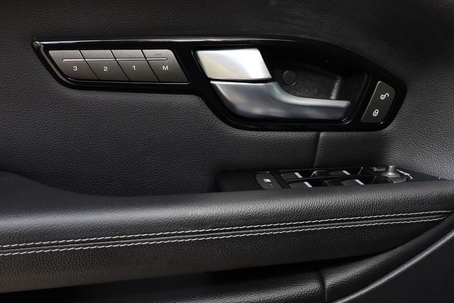 2018 Land Rover Range Rover Evoque 5 Door SE Premium - 23042806 - 26