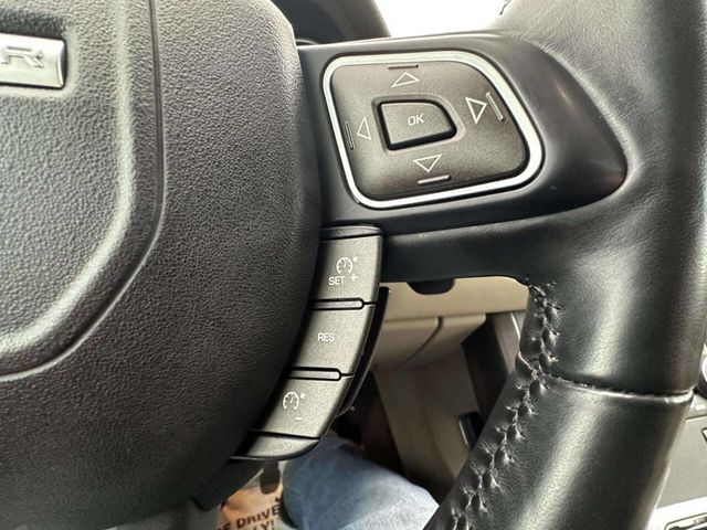 2018 Land Rover Range Rover Evoque SE AWD 4dr SUV - 22952523 - 19