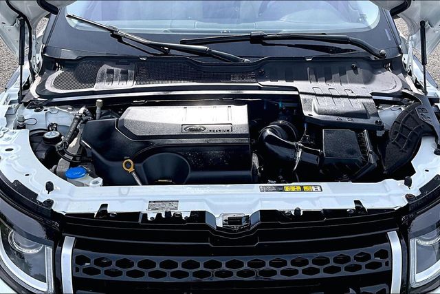 2018 Land Rover Range Rover Evoque SE Premium - 23070347 - 40