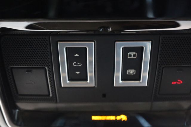2018 Land Rover Range Rover Sport HSE - 23040509 - 37